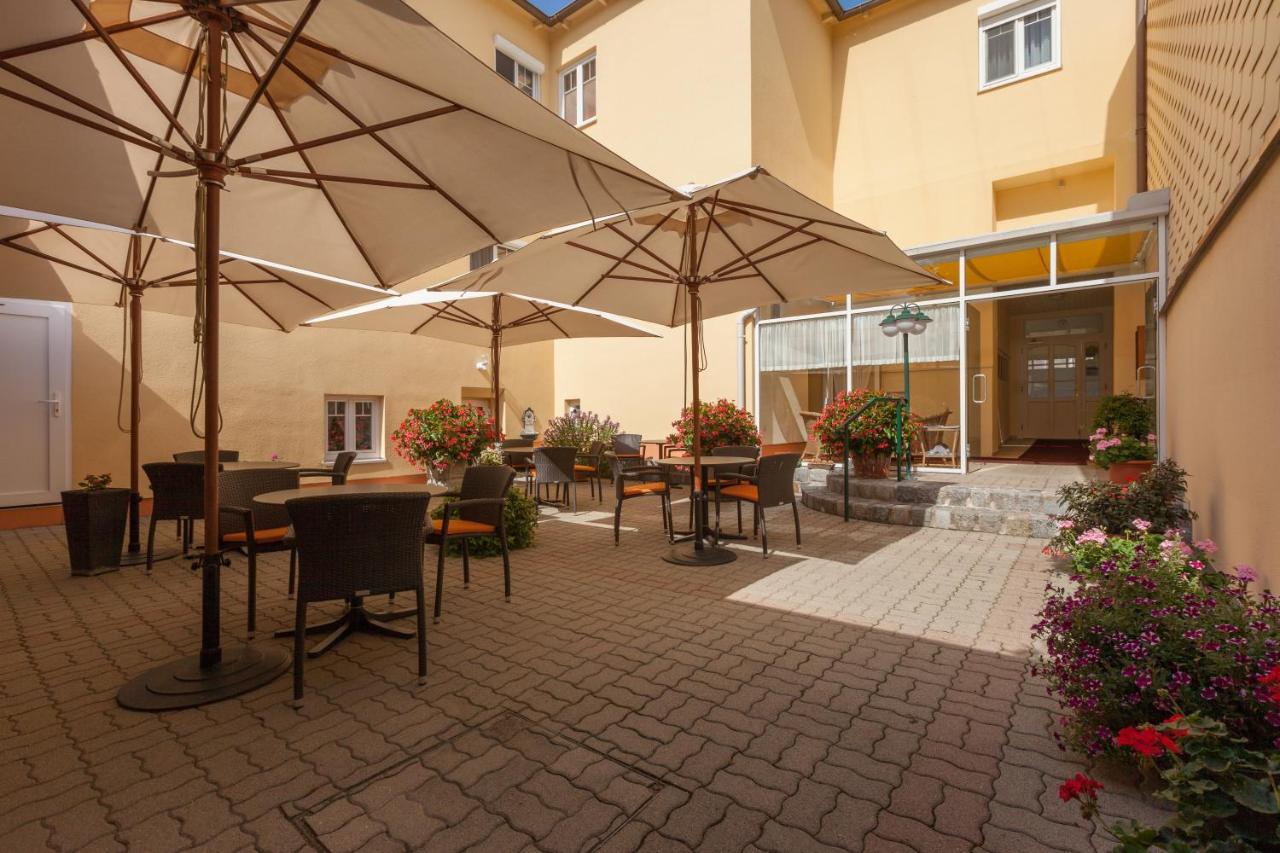 Pension Elfy Baden Exterior foto