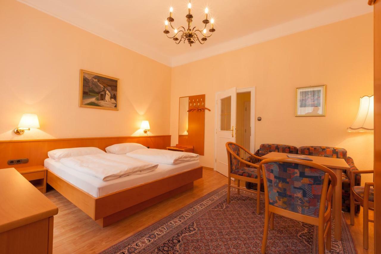 Pension Elfy Baden Exterior foto